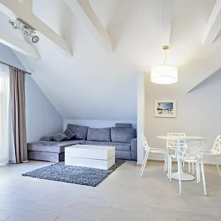 Czarna Gora Apartment