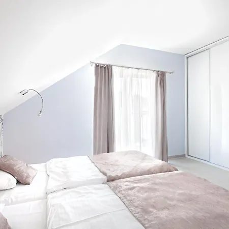 Czarna Gora Apartment *